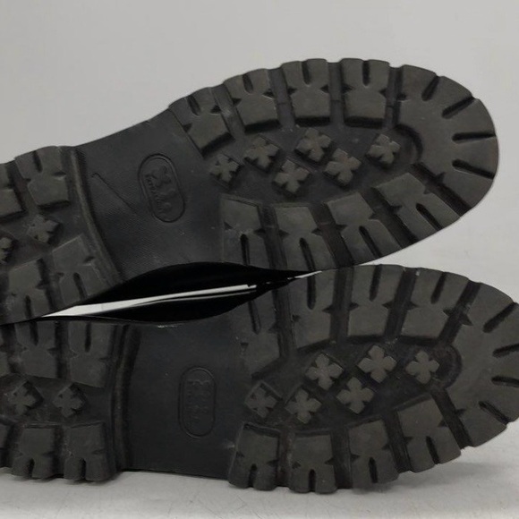 G.H. Bass & Co. Black Leather Fringe Loafers - Picture 6 of 8